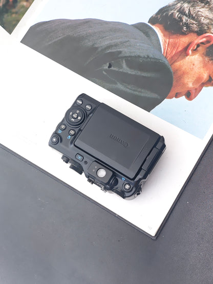 Used Canon PowerShot G11 Digital Camera [with box]