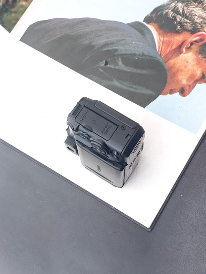 Used Canon PowerShot G11 Digital Camera [with box]