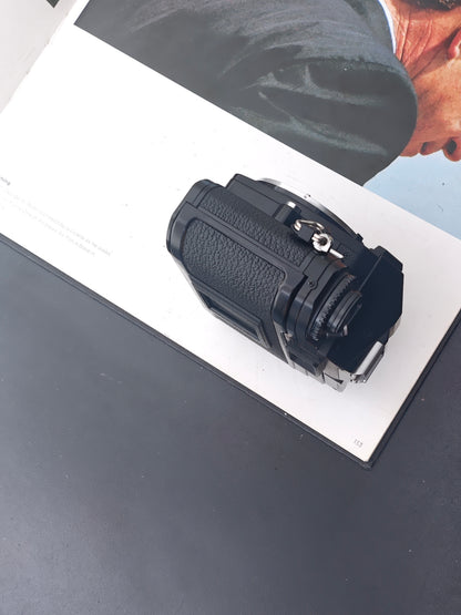 Nikon FG-20 black body