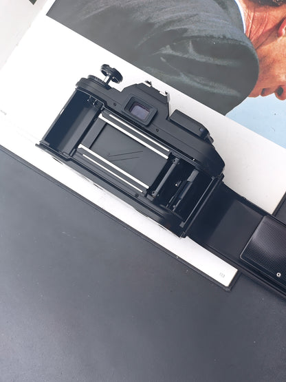 Nikon FG-20 black body