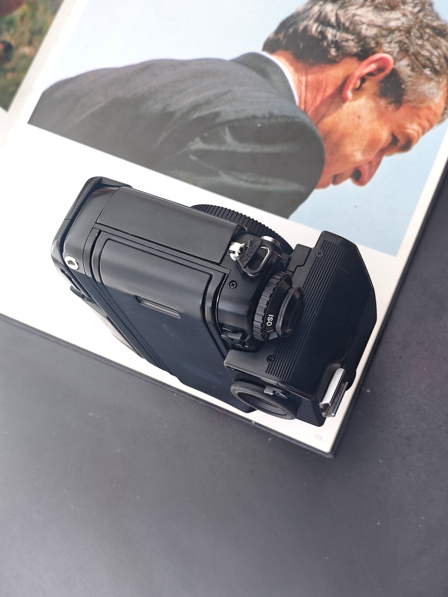 *READ* Nikon F4s body #2107092