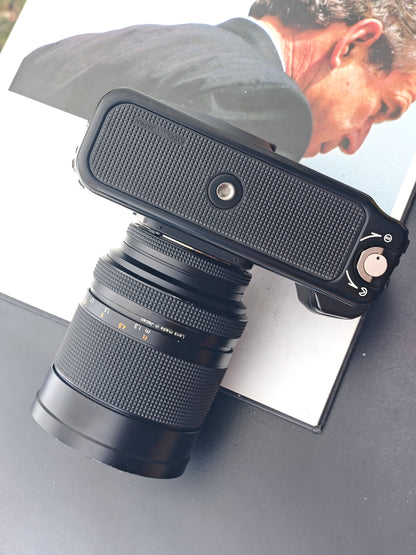 *READ* Contax RTS III with Carl Zeiss Vario-Sonnar 35-135mm F3.3-4.5 T* MMJ