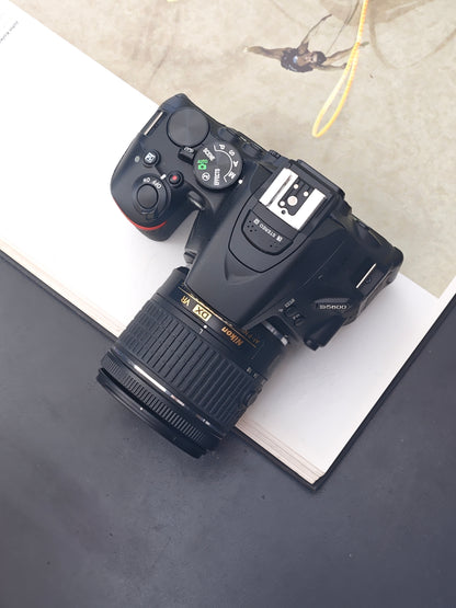 Used Nikon D5600 with Nikon DX AF-P Nikkor 18-55mm F3.5-5.6 G VR [No charger] #2099359