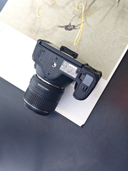 Used Nikon D5500 with Nikon AF-S Nikkor 18-55mm F3.5-5.6 G II VR [No charger] #2026017(สำเนา)