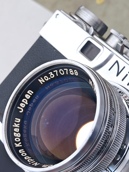 Nikon S2 with Nippon Kogaku Nikkor-S.C 5cm F1.4