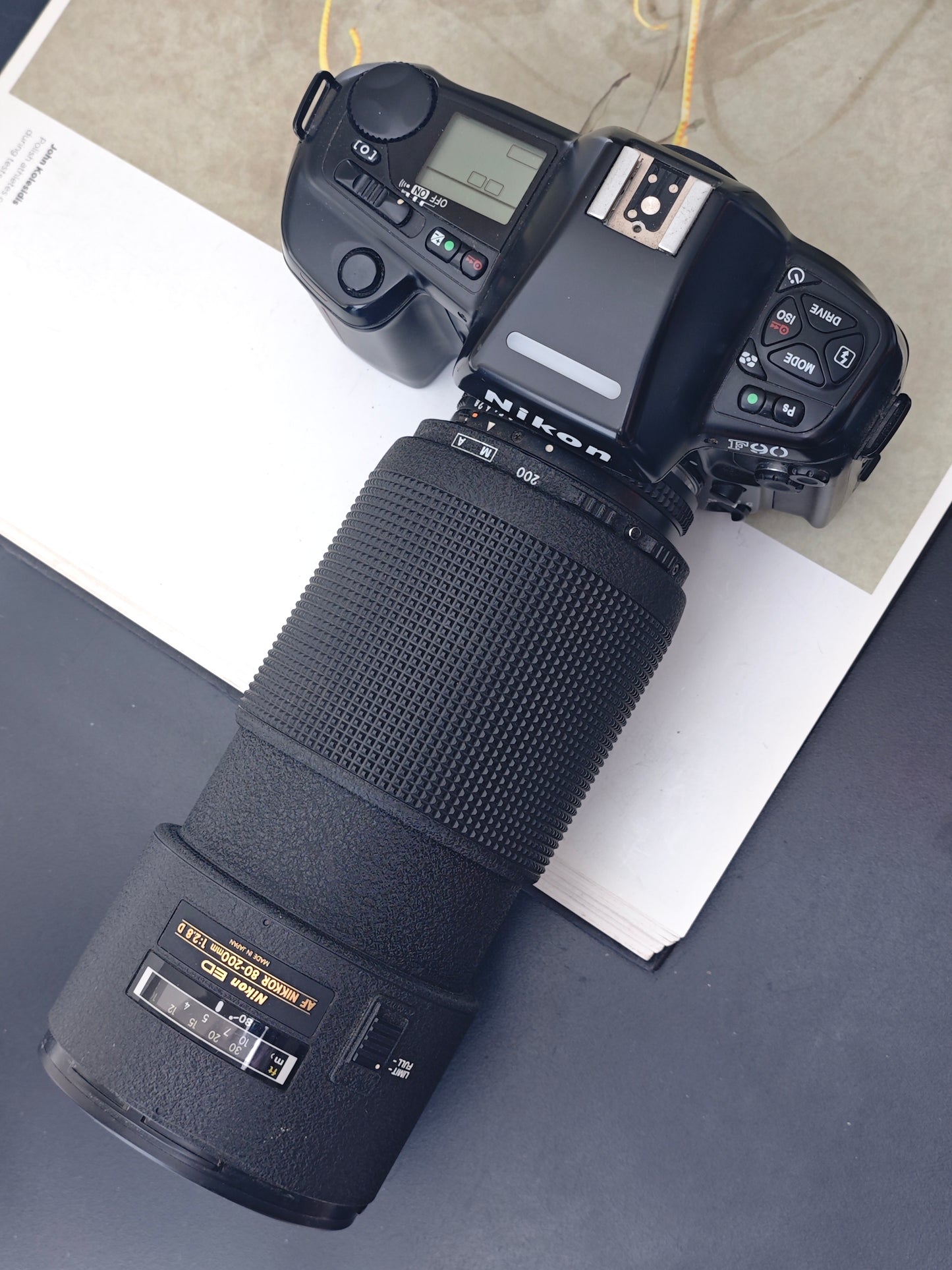 Nikon F90 with Nikon ED AF Nikkor 80-200mm F2.8 D