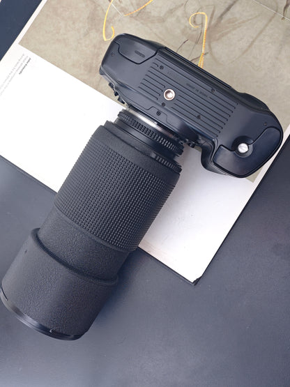 Nikon F90 with Nikon ED AF Nikkor 80-200mm F2.8 D