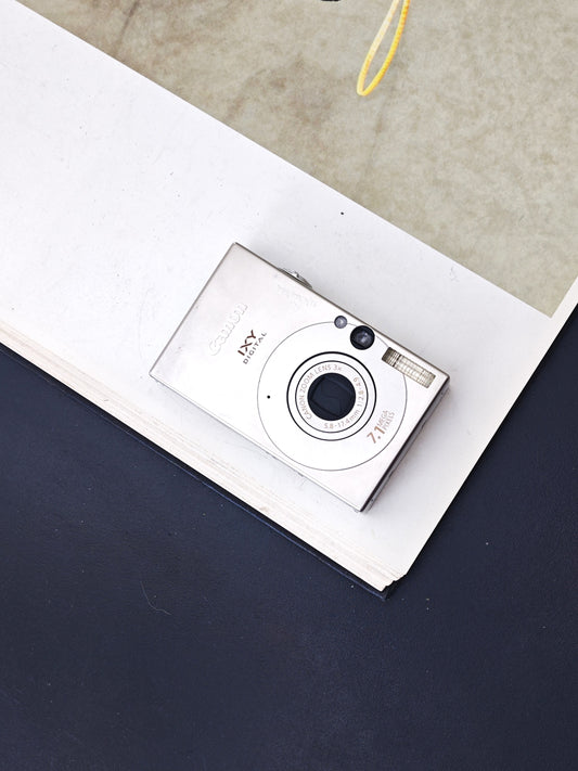 Used Canon IXY Digital 10 Digital Camera [No charger]