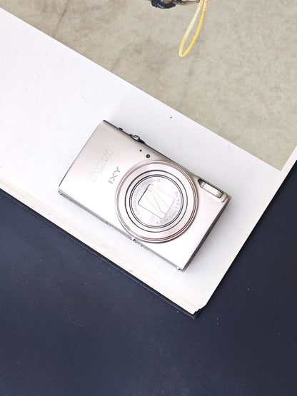 Used Canon IXY 650 silver Digital Camera [with box]