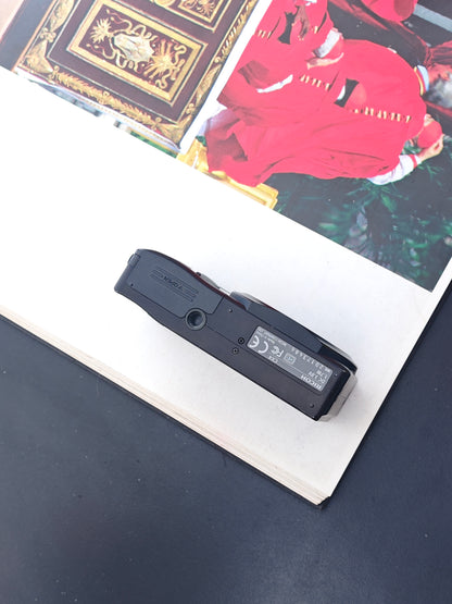 Used Ricoh CX4 black Digital Camera [No charger]