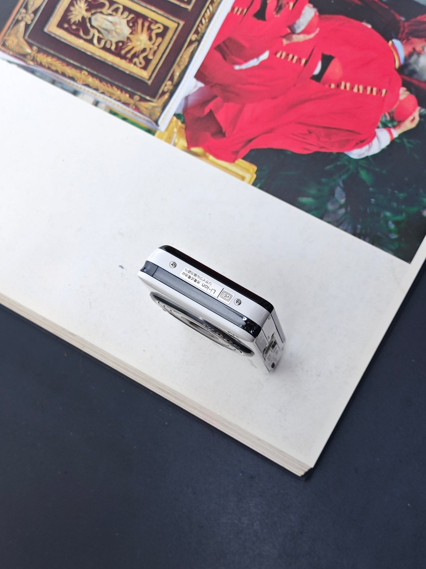 Used Sony Cyber-shot DSC-WX7 white Digital Camera [JPN only, No charger]