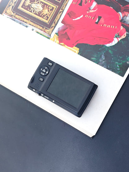 Used Fujifilm FinePix JZ700 black Digital Camera [No charger]
