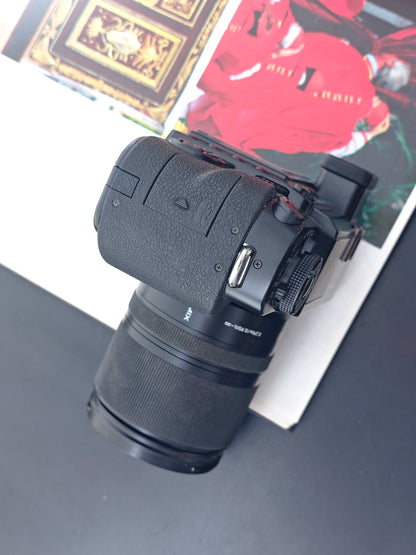 Used Panasonic Lumix DMC-L1 with Leica D Vario-Elmarit 14-50mm F2.8-3.5 ASPH. MEGA O.I.S. Camera [No charger]