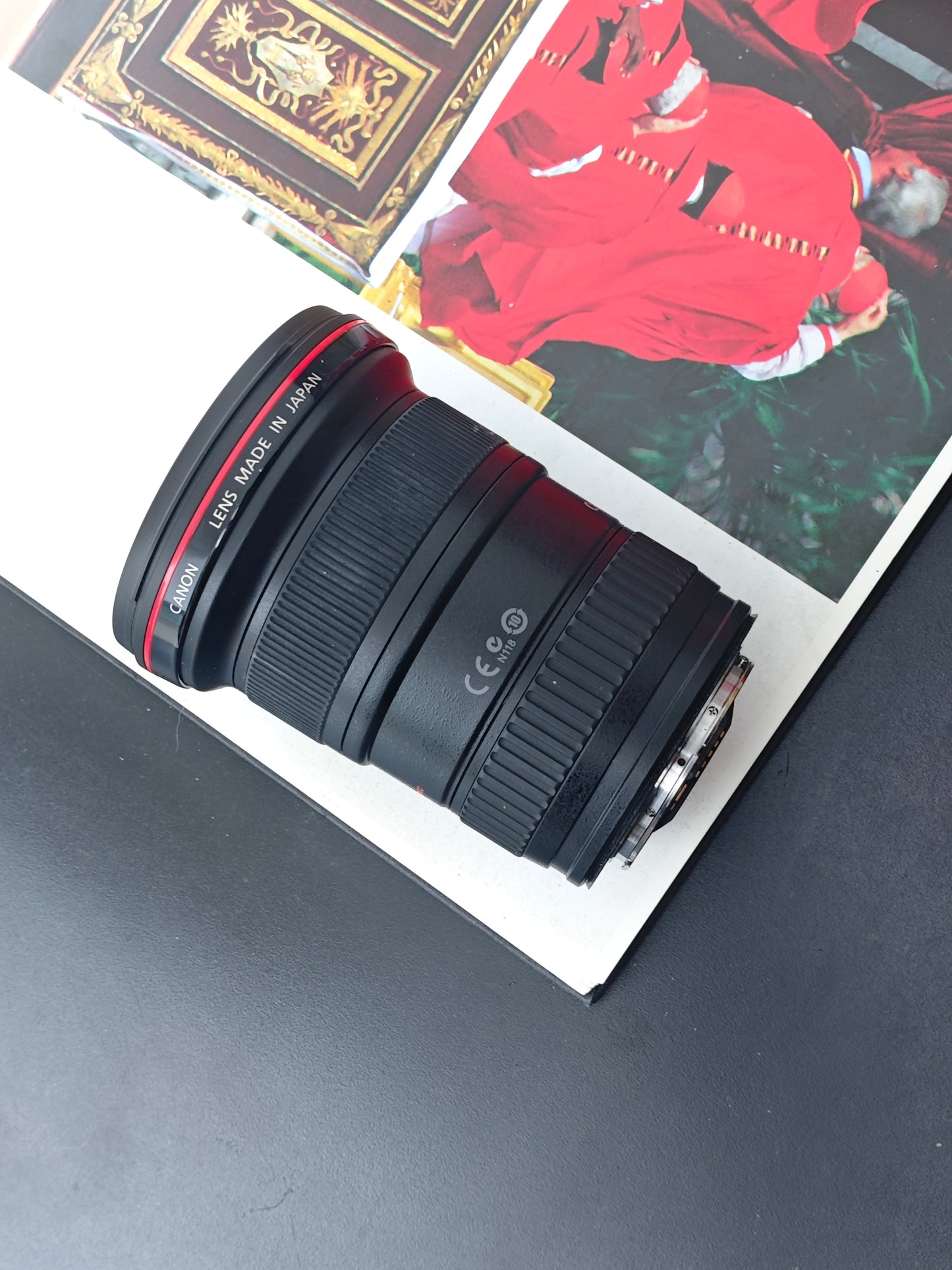 Canon Zoom Lens EF 16-35mm F2.8 L II USM