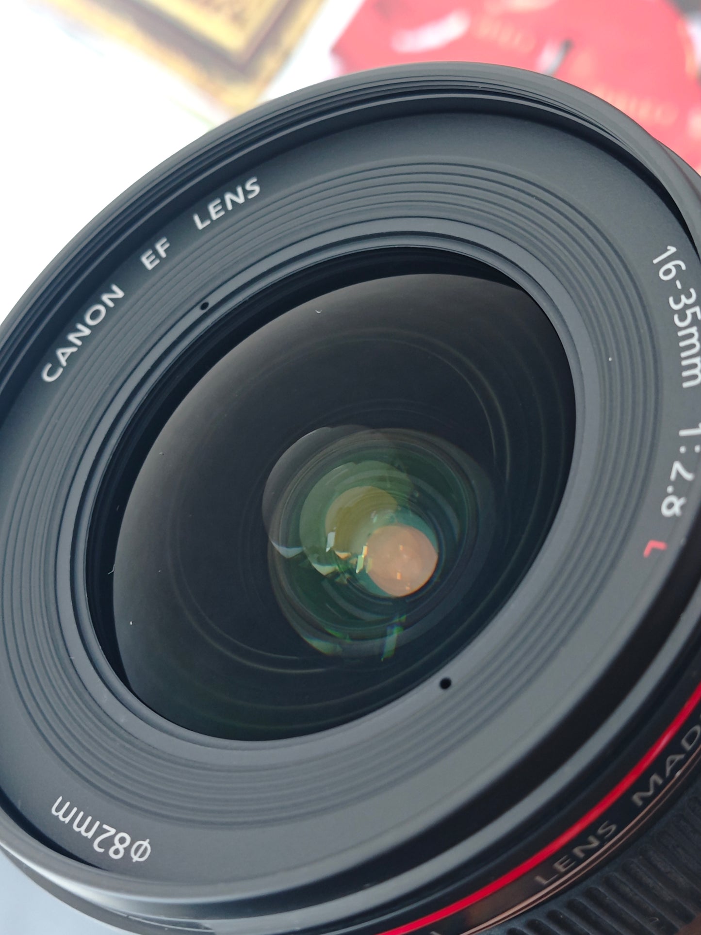 Canon Zoom Lens EF 16-35mm F2.8 L II USM