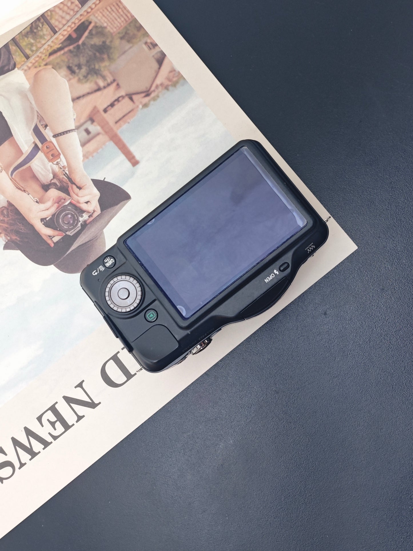 Used Panasonic Lumix DMC-GF3 with with Lumix G Vario 14-42mm F3.5-5.6 [JPY only]
