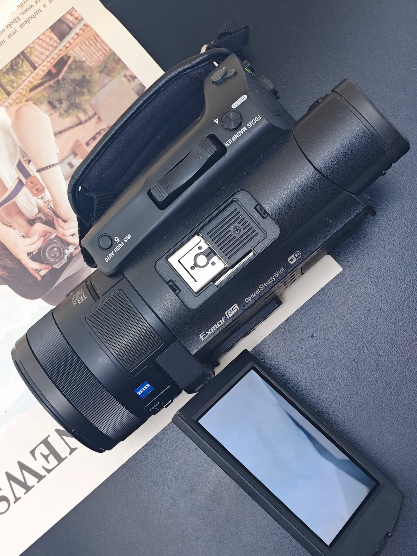 *READ* Used Sony FDR-AX700 Handycam [JPN only, No charger] #3013255