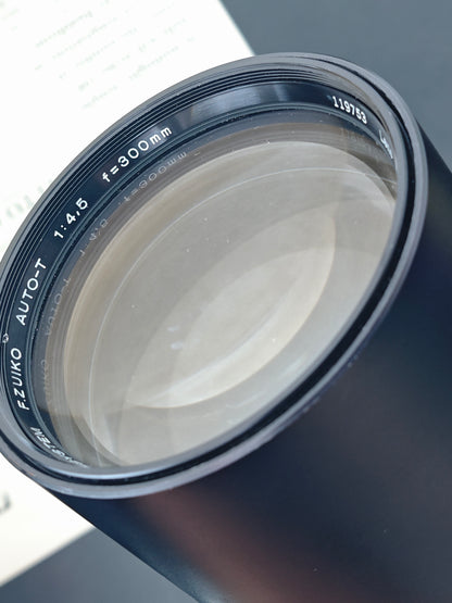 Olympus OM-System F.Zuiko Auto-T 300mm F4.5