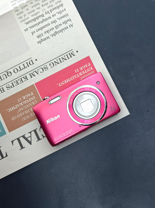 Used Nikon Coolpix S3500 pink Digital Camera [with box]