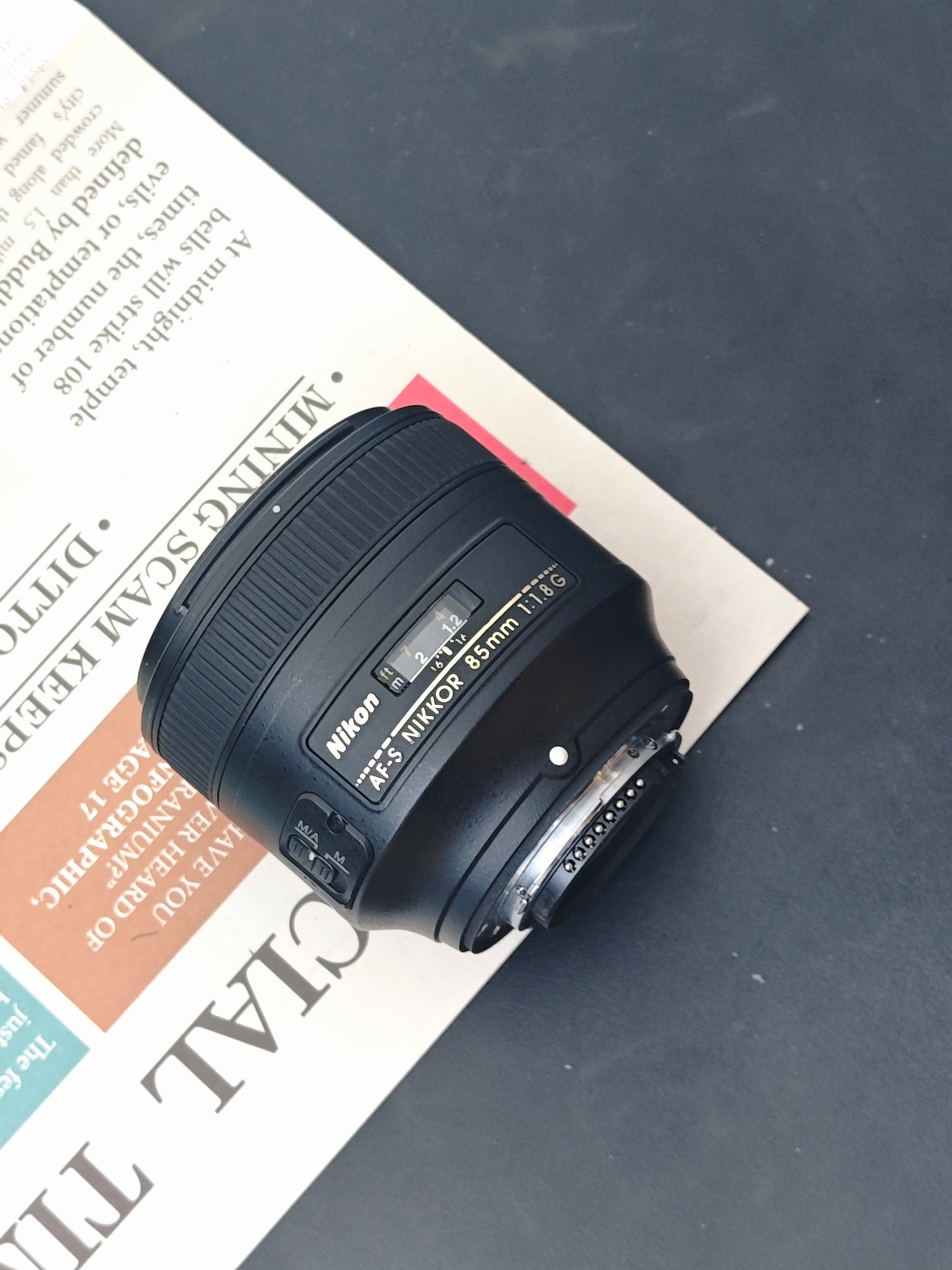 Nikon AF-S Nikkor 85mm F1.8 G #346244