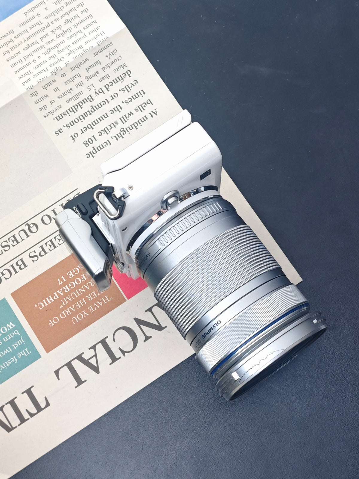 Used Olympus PEN Lite E-PL6 with Olympus Digital 40-150mm F4-5.6 R ED MSC [+4FS1, No charger] #V3S013376