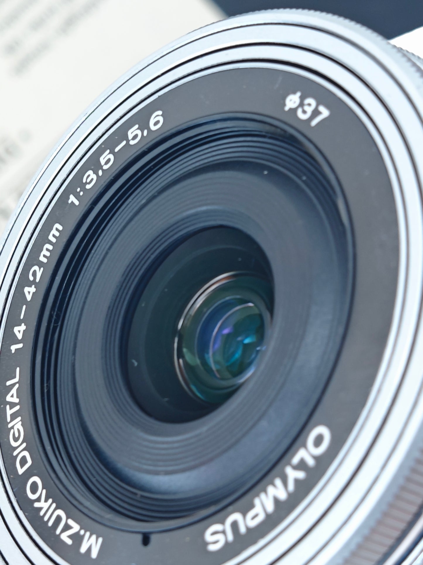 Used Olympus PEN Lite E-PL7 with M.Zuiko 14-42mm F3.5-5.6 EZ ED MSC [+4FS1, No charger] #BHAA64956