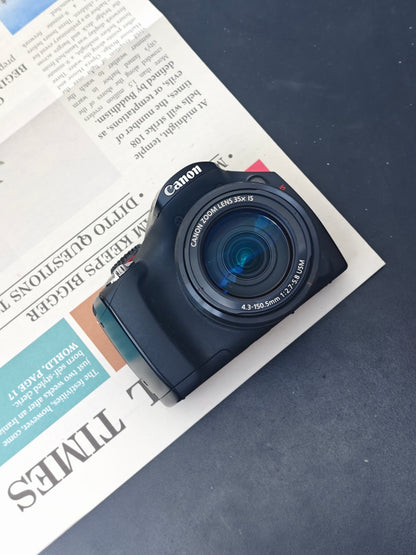 Used Canon PowerShot SX30 IS Digital Camera [No charger]