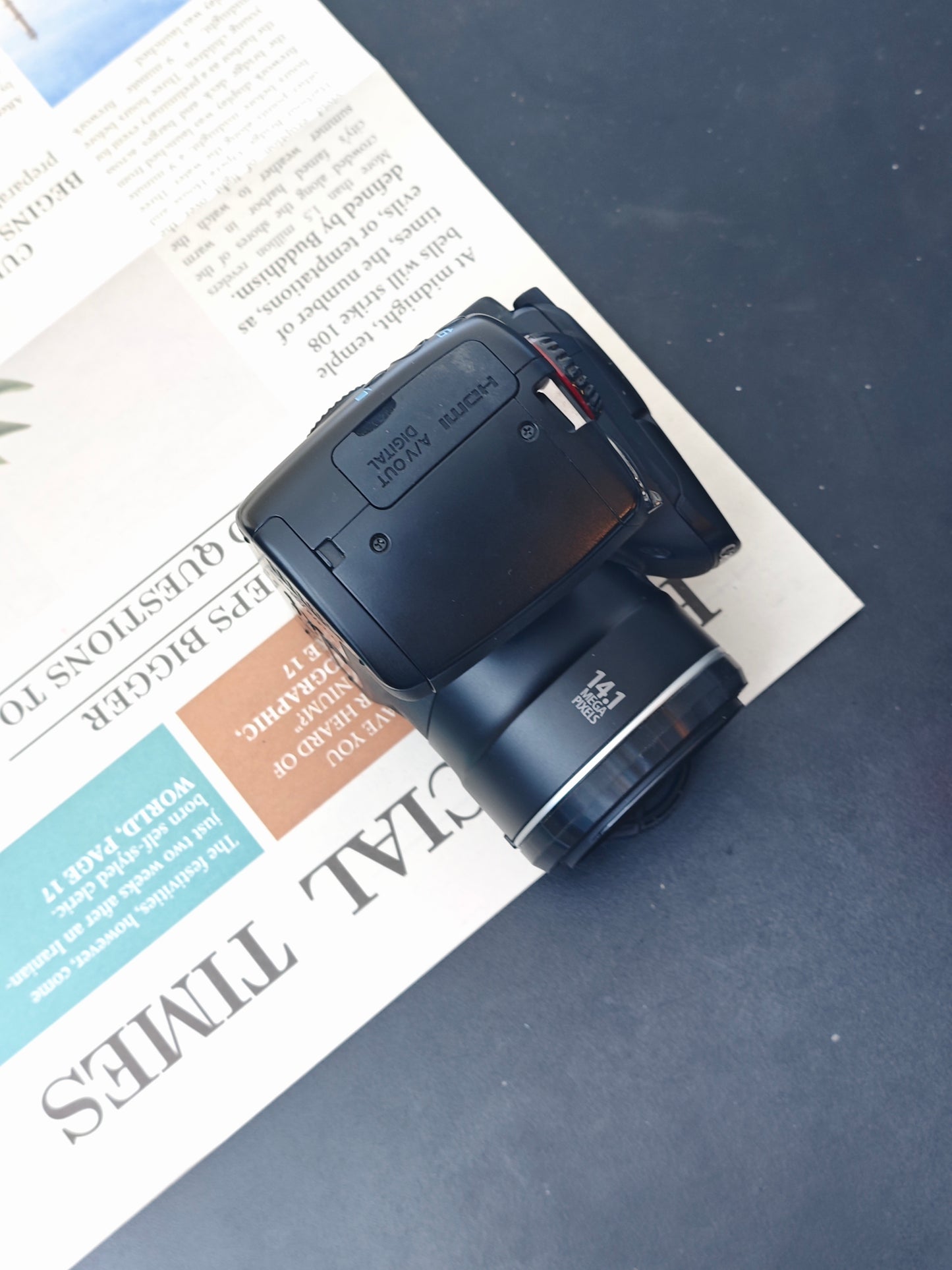 Used Canon PowerShot SX30 IS Digital Camera [No charger]