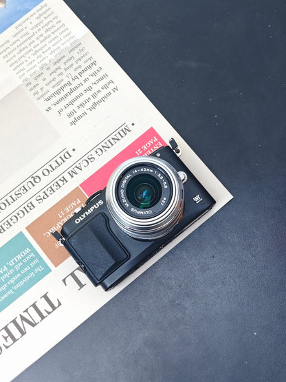 Used Olympus PEN Lite E-PL5 with 14-42mm F3.5-5.6 II R MSC Digital Camera [No charger]