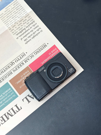 *READ* Used Ricoh GR Digital 8.1MP Digital Camera