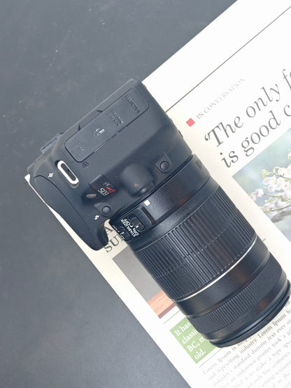 Used Canon EOS Kiss X7 with Canon Lens Zoom EF-S 55-250mm F4-5.6 [No charger]