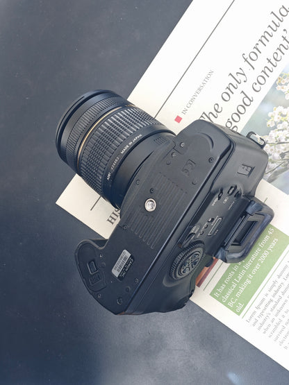 Canon EOS 7s with Tamron AF Aspherical XR Di LD [IF] 28-300 mm F3.5-6.3 Macro