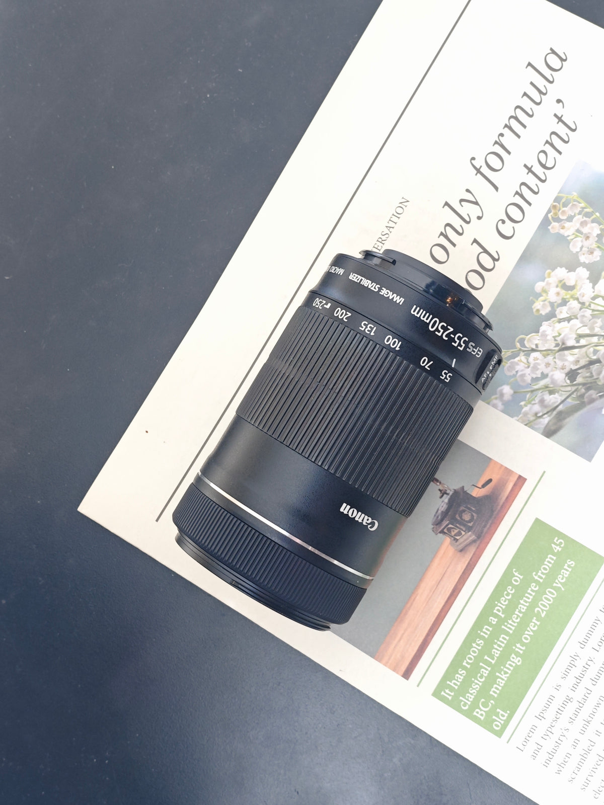 Used Canon EOS Kiss X8i with Double Zoom Kit Digital Camera [No charger]