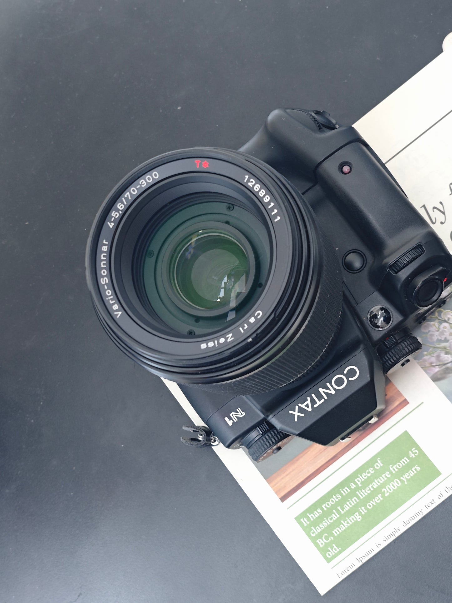 Contax N1 with Vario-Sonnar 70-300mm F4-5.6 [+Battery Holder P-9]