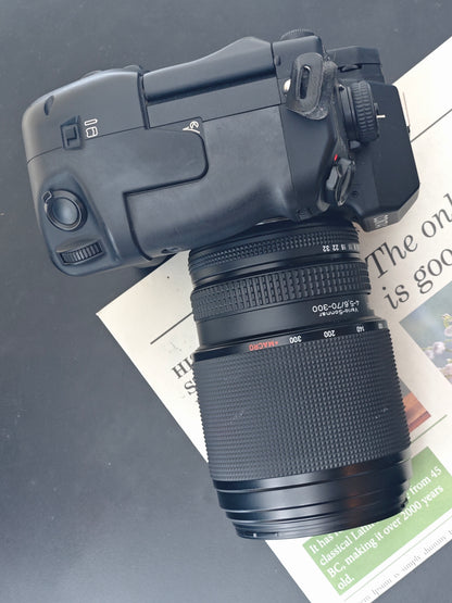 Contax N1 with Vario-Sonnar 70-300mm F4-5.6 [+Battery Holder P-9]
