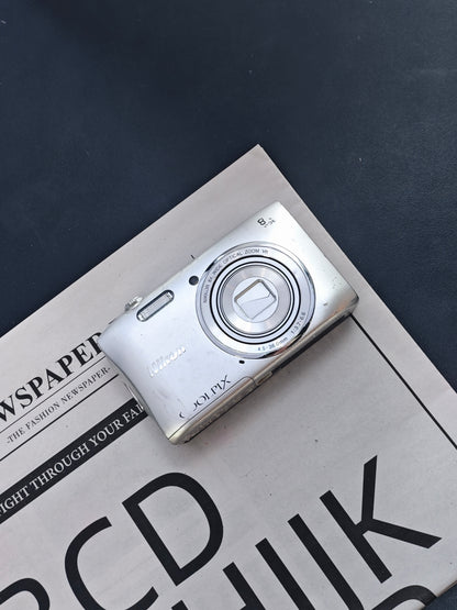 Used Nikon Coolpix S3600 silver Digital Camera [No charger] #20000471