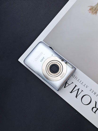 Used Canon IXY 200F silver Digital Camera [No Charger]