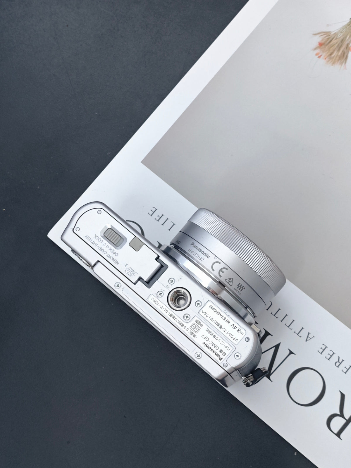Used Panasonic Lumix DMC-GF7 with G Vario 12-32mm F3.5-5.6 Mega O.I.S. [JPN only]