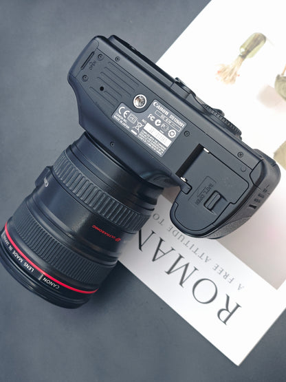 Used Canon EOS 5D with Zoom Lens EF 24-105mm F4 L IS USM