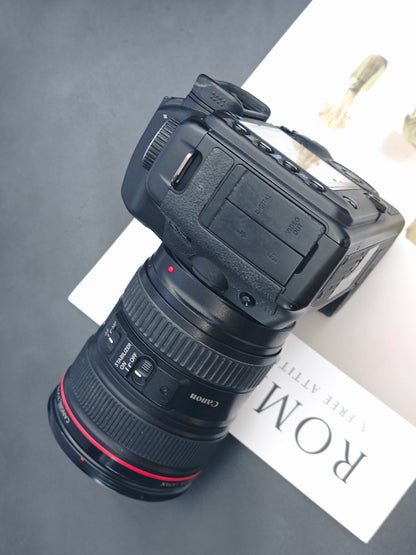 Used Canon EOS 5D with Zoom Lens EF 24-105mm F4 L IS USM