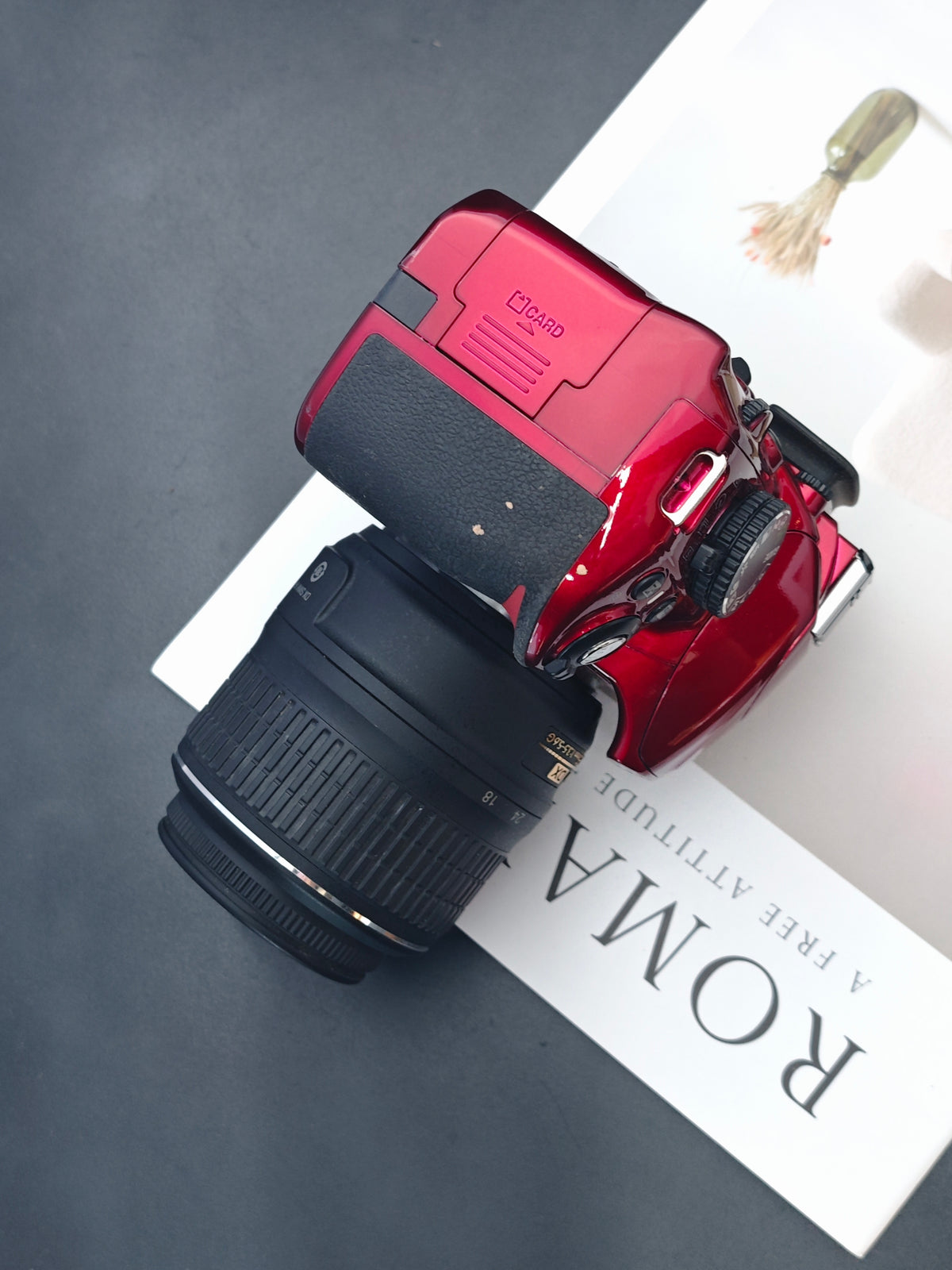 Used Nikon D3100 red with Double Zoom Kit
