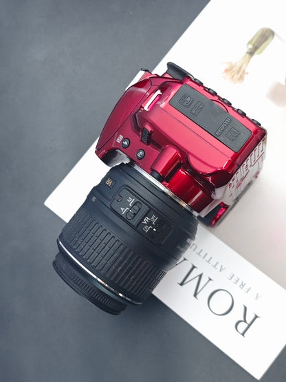 Used Nikon D3100 red with Double Zoom Kit
