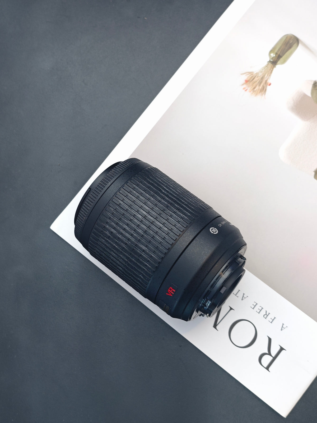 Used Nikon D3100 red with Double Zoom Kit