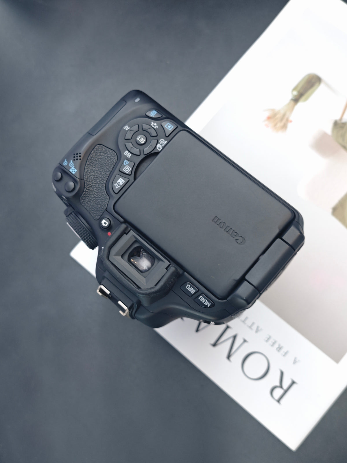 Used Canon EOS Kiss X5 with Double Zoom Kit Digital Camera [No charger] #371077151232