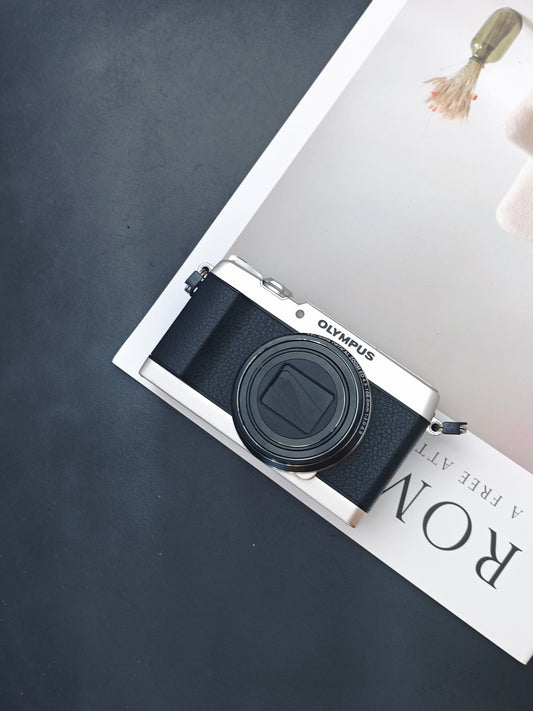 Used Olympus Stylus SH-1 Digital Camera [No charger]