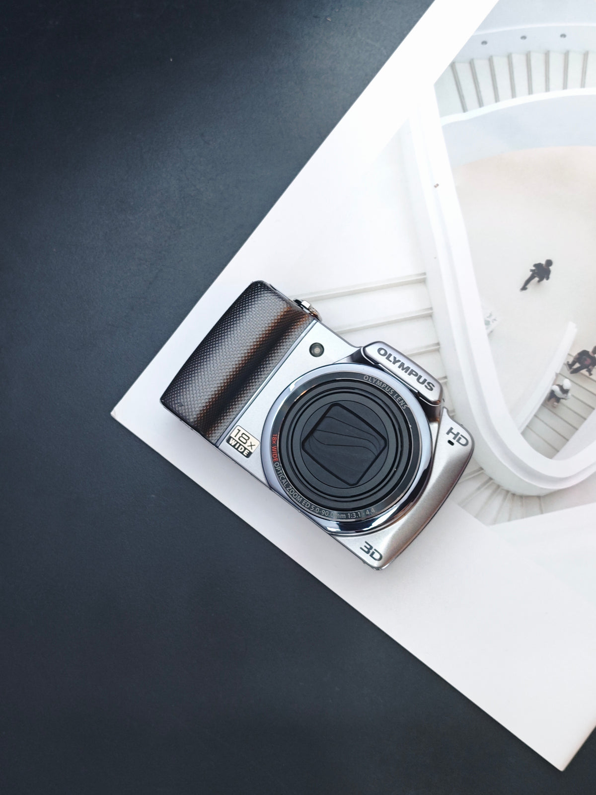*READ* Used Olympus SZ-10 silver Digital Camera [No charger]