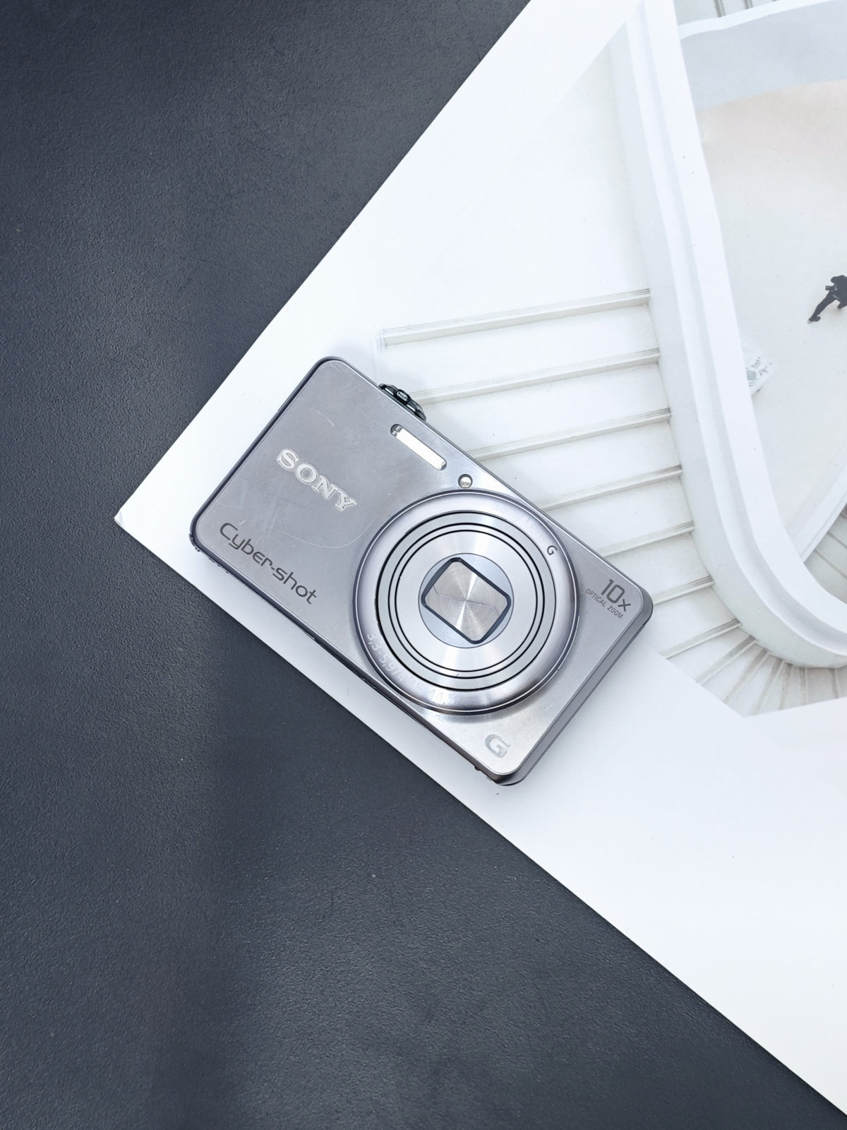 Used Sony Cyber Shot DSC-WX200 silver Digital Camera [JPN only, No charger]