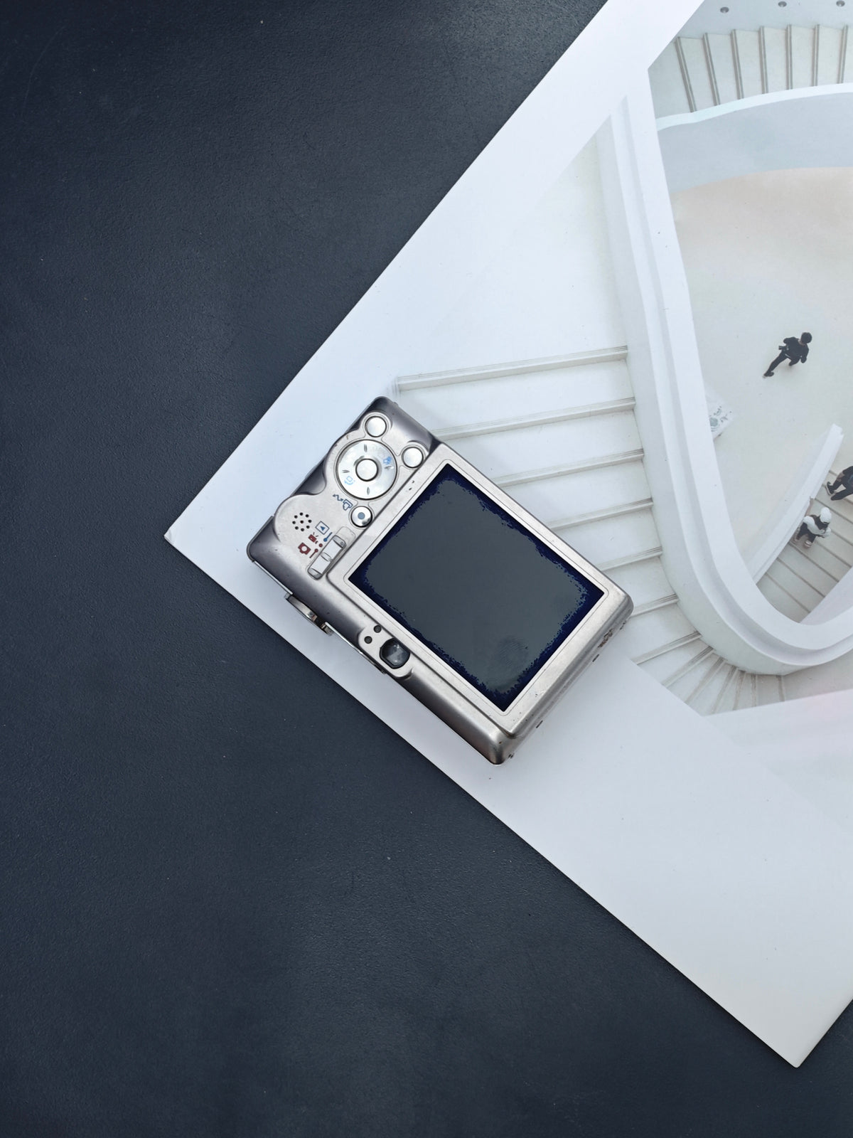 Used Canon IXY Digital 60 Digital Camera