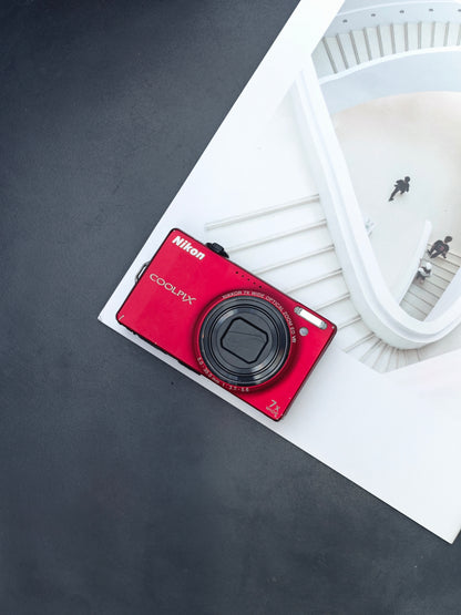 Used Nikon Coolpix S6000 red Digital Camera [No charger] #22028536