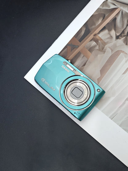 Used Casio EXILIM EX-Z2300 light blue Digital Camera [No charger]